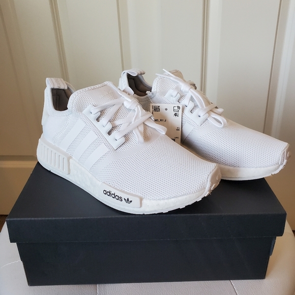 💥RESTOCKED💥 🆕️ BNIB! adidas Originals NMD_R1 Sneakers White - Picture 3 of 8